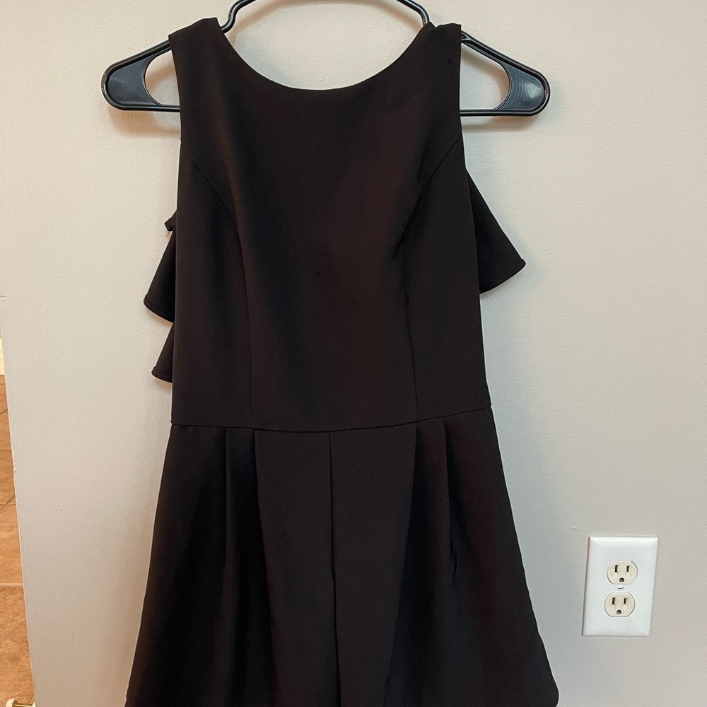 Black romper - Picture 2 of 3